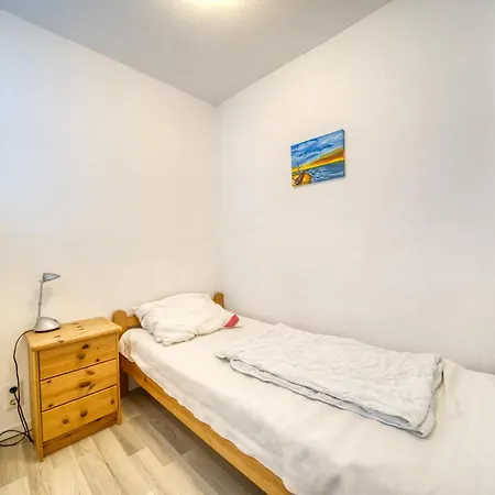 - Haus D, App 0d0201 Appartamento